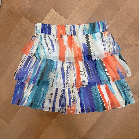 Guess | Flowly A-Line colored skirt - Picture 2 of 4